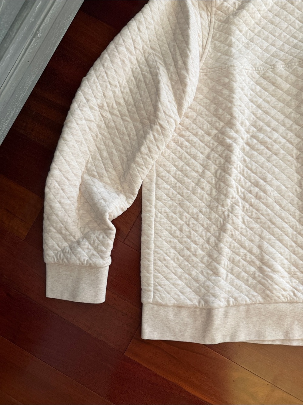 Patagonia Cream Quilted Zip-Style Pullover with Brown Trim - Picture 4 of 7